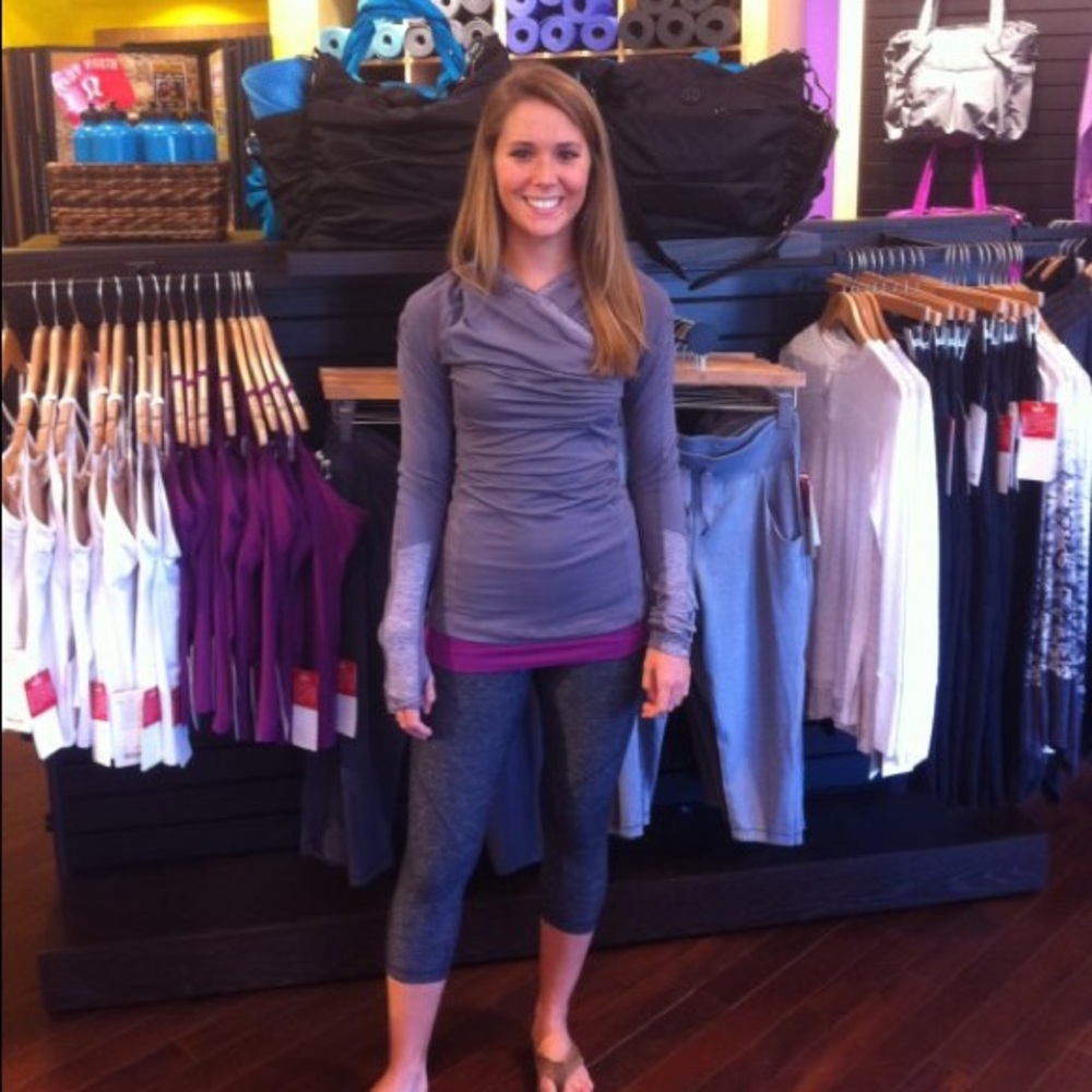LULULEMON TOP - Picture 2 of 7